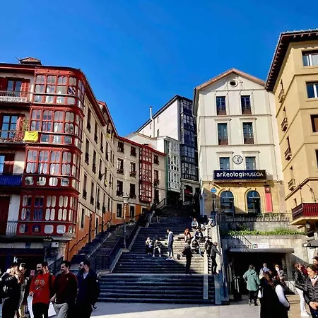 Historical District Daire